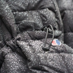 Как выбрать зимнюю куртку на пуховом и синтетическом утеплителе. Часть 2: Покрой и форма.