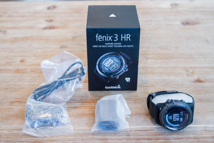 Распаковка Garmin Fenix 3 HR