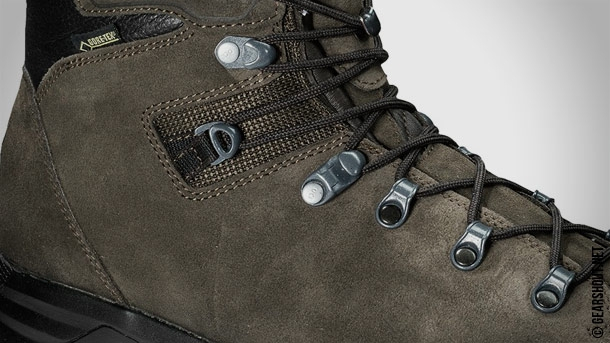 Новая серия хайкинговой обуви Trovat GTX от Mammut